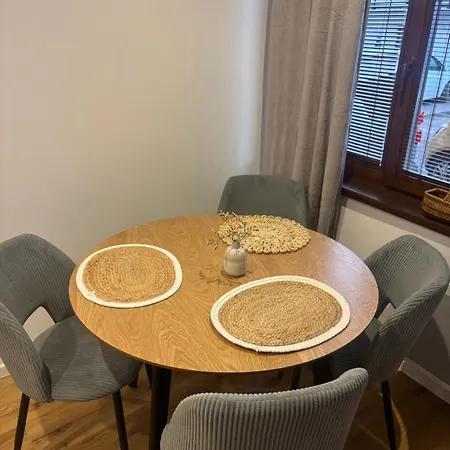 Ela Centre דירה *